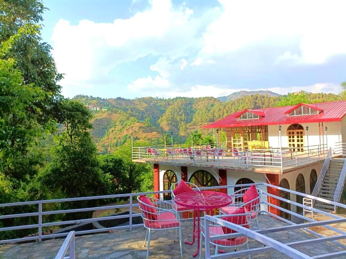 Aamod At Shoghi Luxury Cottage Resort Shimla Extérieur photo