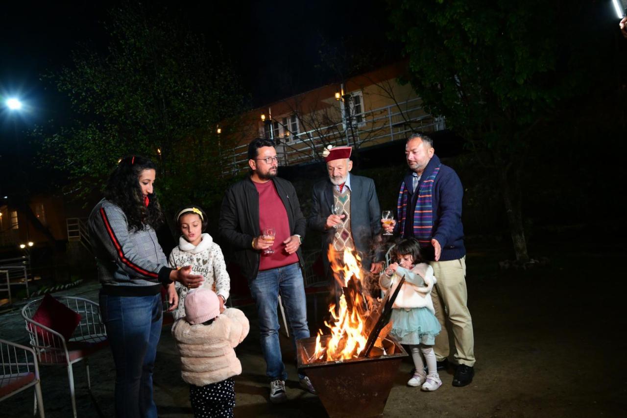 Aamod At Shoghi Luxury Cottage Resort Shimla Extérieur photo